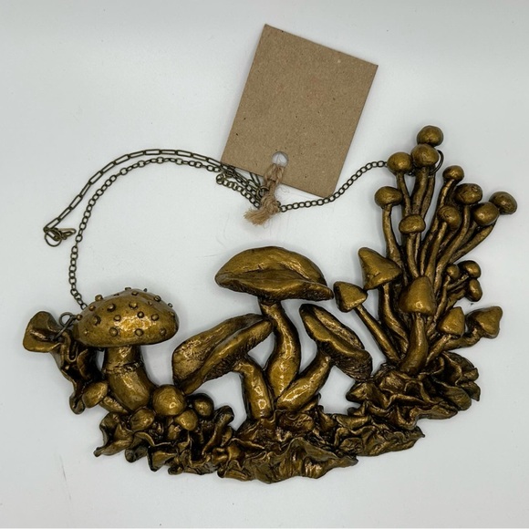 Handmade gold-bronze mushroom necklace - Picture 3 of 8
